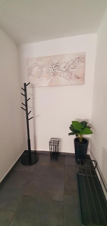 Blue Diamond **** Apartman Varasd Kültér fotó