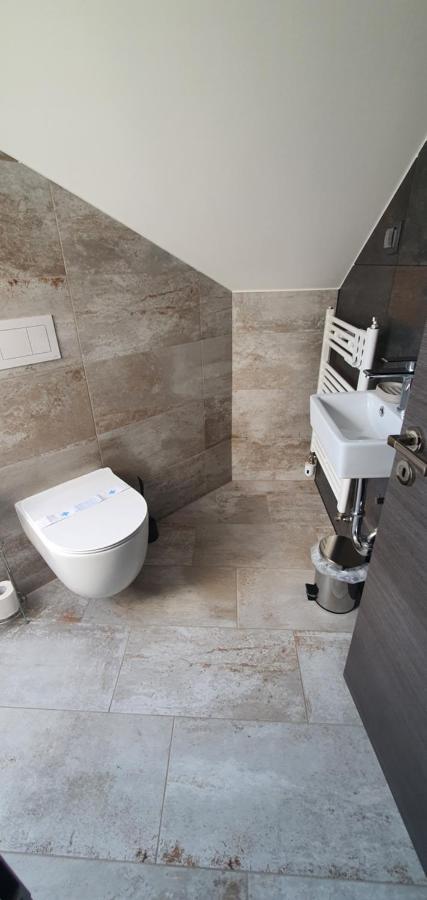 Blue Diamond **** Apartman Varasd Kültér fotó
