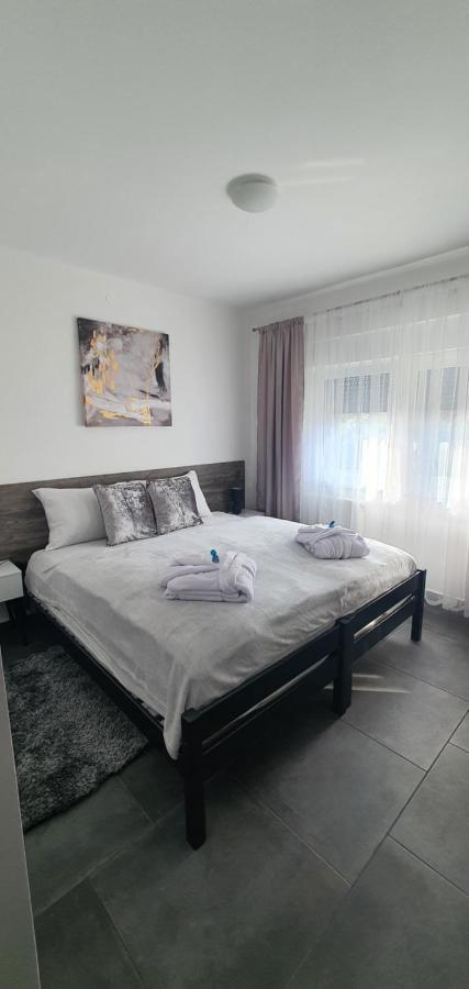 Blue Diamond **** Apartman Varasd Kültér fotó