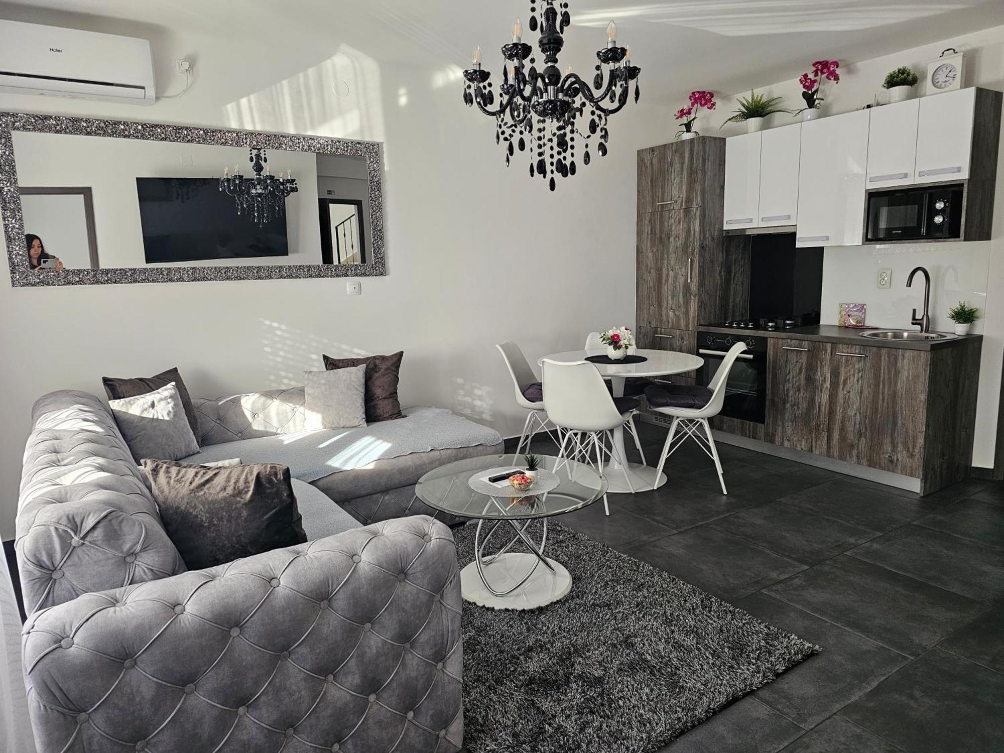 Blue Diamond **** Apartman Varasd Kültér fotó